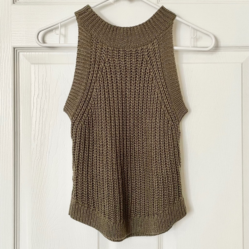 Knit sleeveless top
